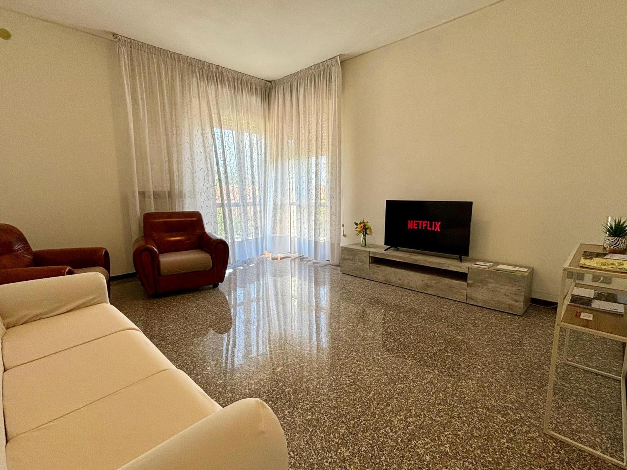 Casa Aurelio 2 Min Dall'Ospedale Неґрар Екстер'єр фото