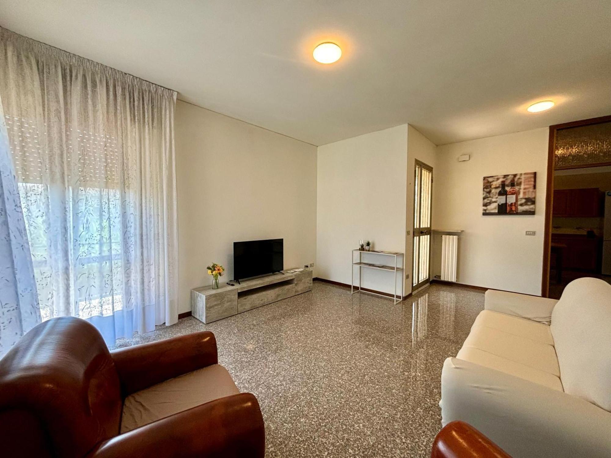 Casa Aurelio 2 Min Dall'Ospedale Неґрар Екстер'єр фото